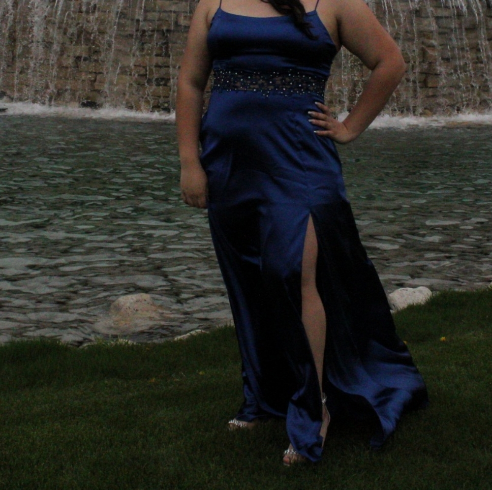 Juniors' Embellished-Waist Stretch Satin Gown